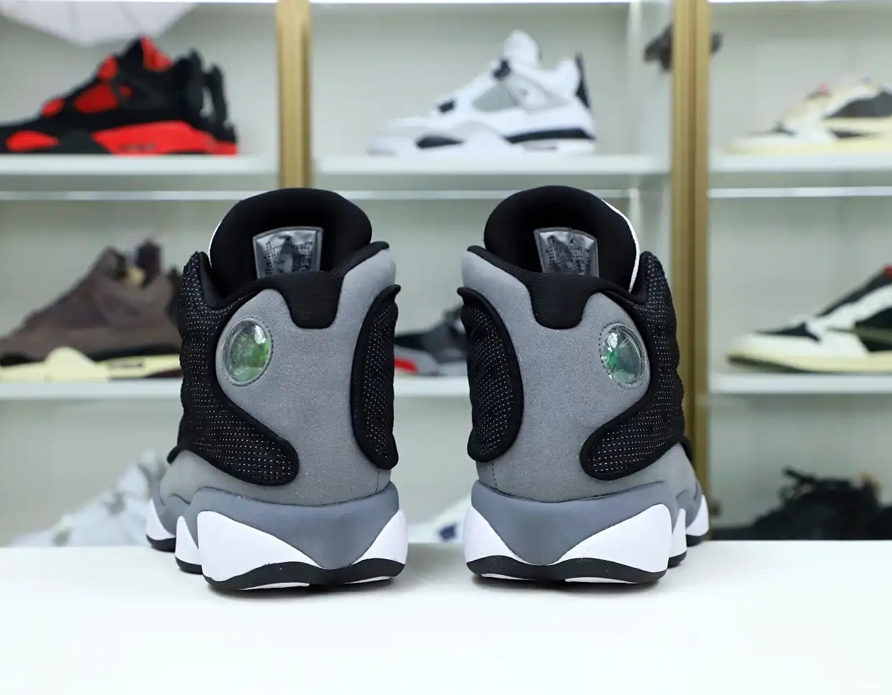 Jordan Retro 13 